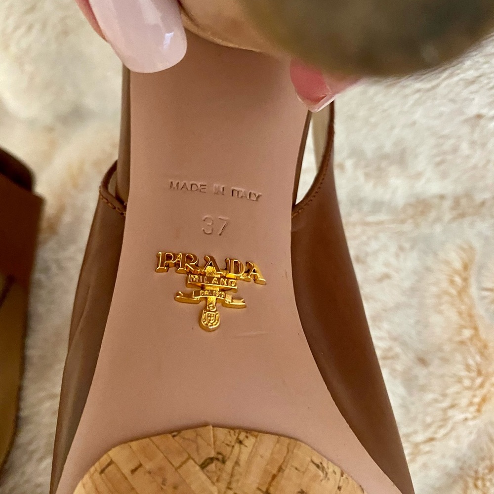 Authentic PRADA SLING BACK RUST COLOR - Picture 7 of 11